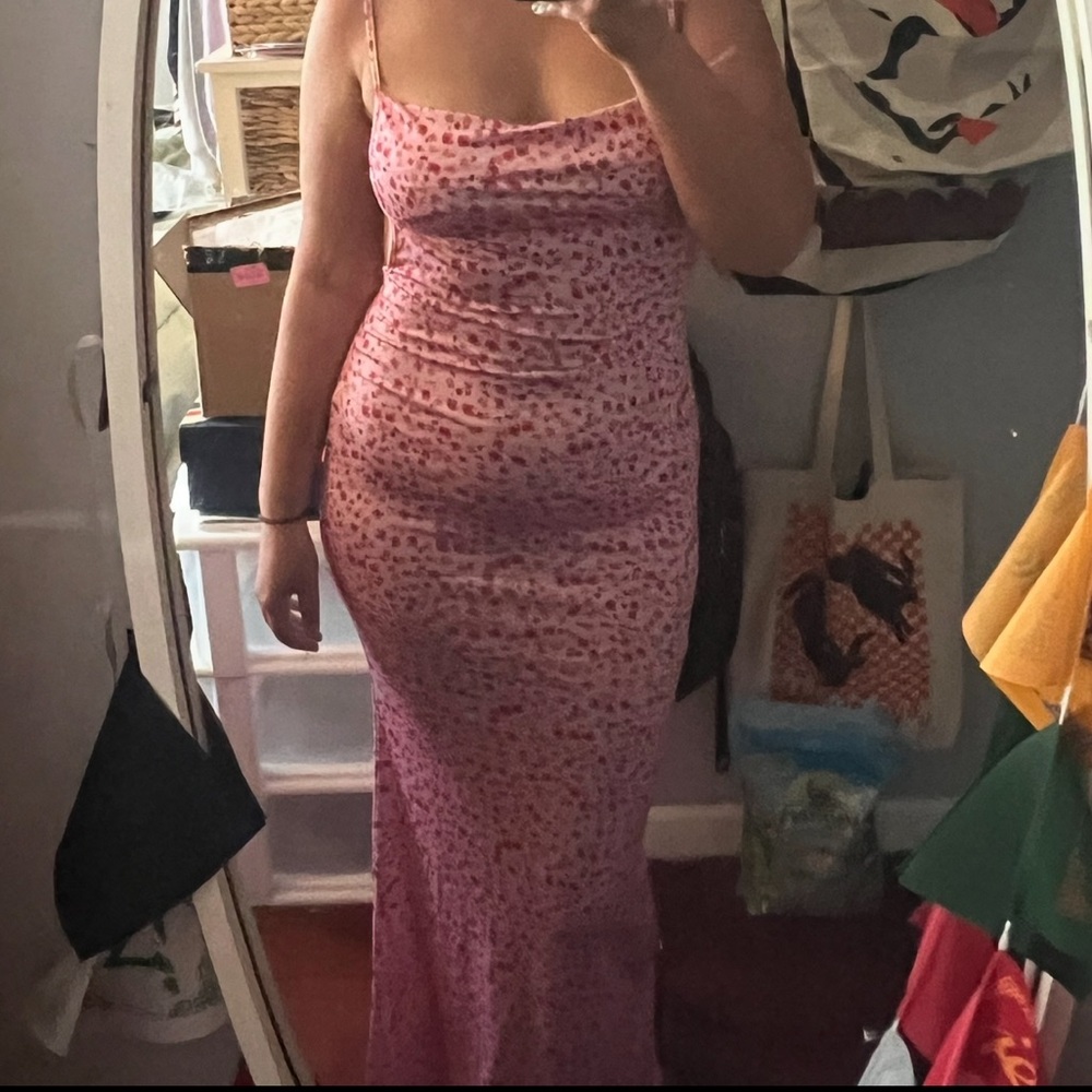 Floor length Pink Floral Dress Open-back